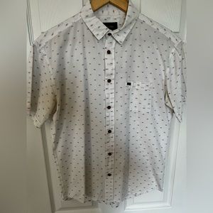 Globe men’s button down short sleeve Size M